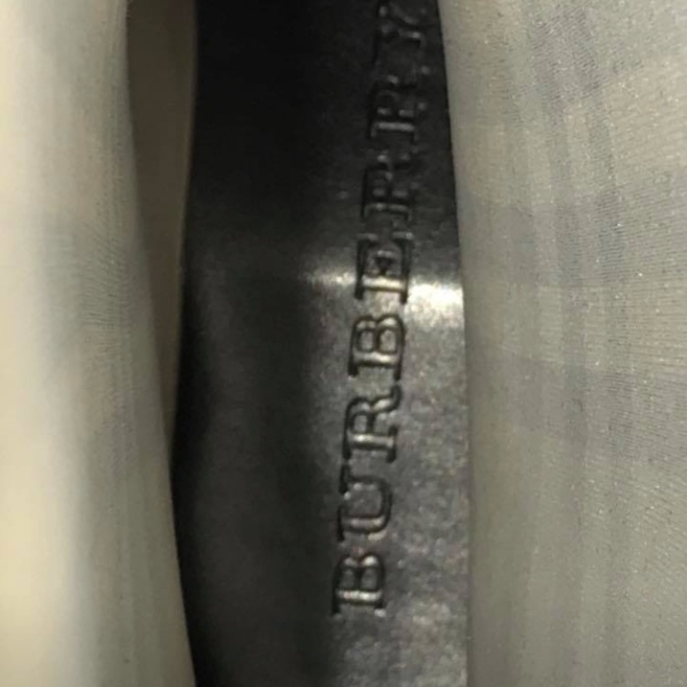 Burberry rain boots sz 41 - Picture 2 of 3